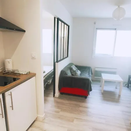 Le Studio - Proche Metro A/b & Gare Sncf Apartamento
